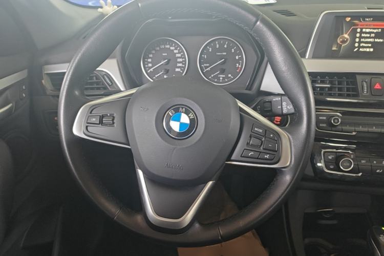 Used BMW X1 2016 sDrive18Li Fashion Model Steering Wheel