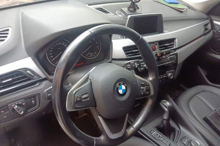 Used BMW X1 2016 sDrive18Li Premium Edition Steering Wheel