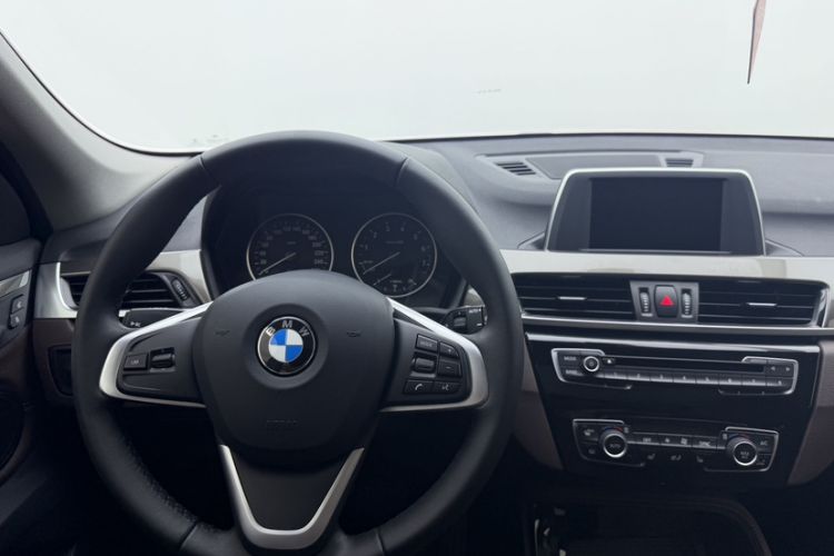 Used BMW X1 2016 sDrive20Li Luxury Model Steering Wheel