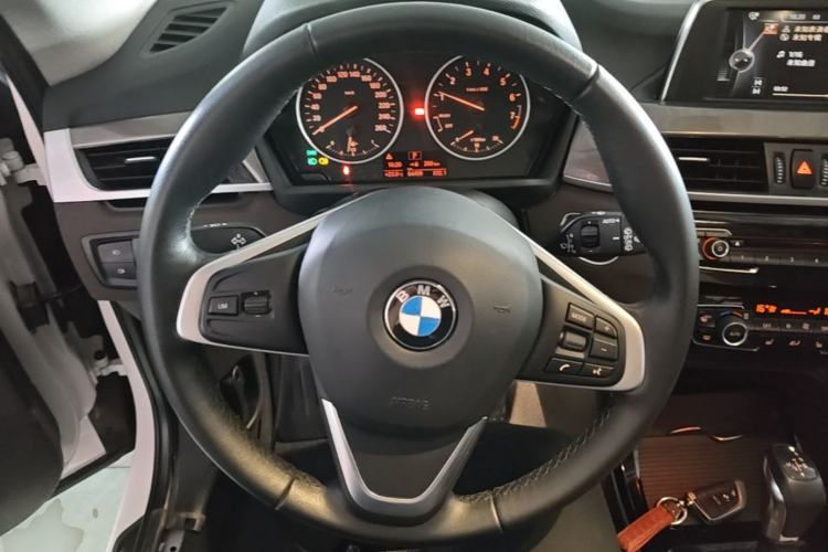 Used BMW X1 2016 sDrive18Li Luxury Model Steering Wheel