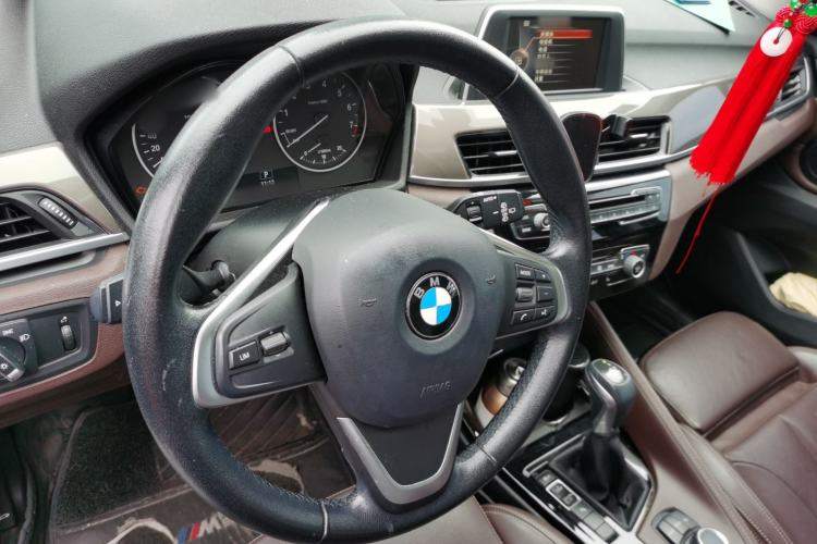 Used BMW X1 2016 sDrive18Li Luxury Model Steering Wheel