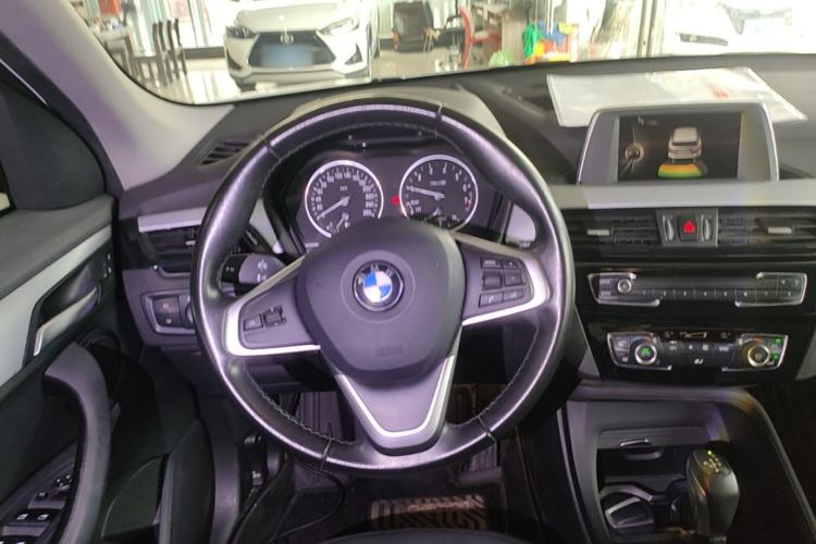 Used BMW X1 2016 sDrive18Li Fashion Model Steering Wheel