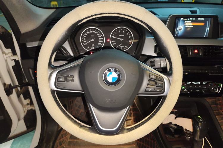 Used BMW X1 2016 sDrive18Li Premium Edition Steering Wheel