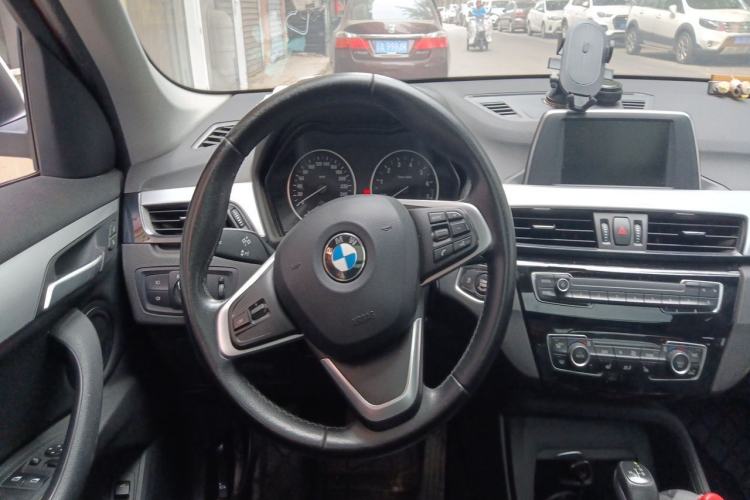 Used BMW X1 2016 sDrive18Li Premium Edition Steering Wheel