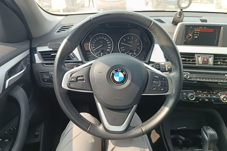 Used BMW X1 2016 sDrive18Li Premium Edition Steering Wheel