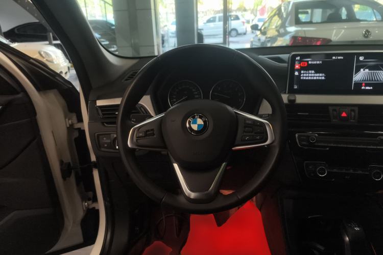 Used BMW X1 2016 sDrive18Li Fashion Model Steering Wheel