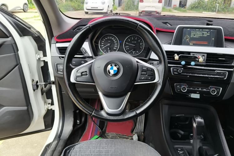 Used BMW X1 2016 sDrive18Li Fashion Model Steering Wheel