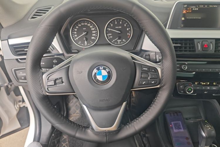 Used BMW X1 2016 sDrive18Li Fashion Model Steering Wheel