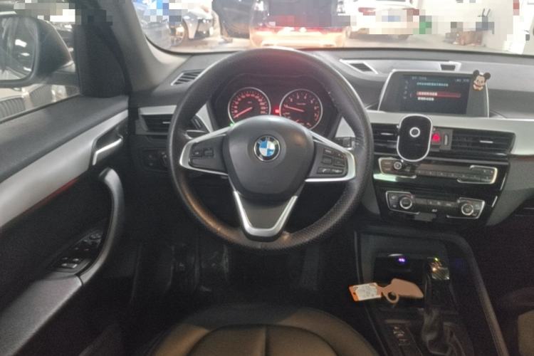 Used BMW X1 2016 sDrive18Li Fashion Model Steering Wheel