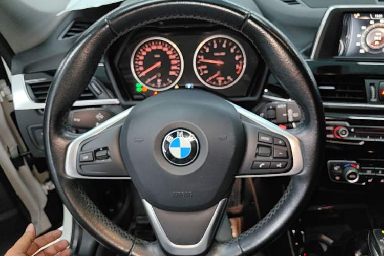 Used BMW X1 2016 sDrive20Li Luxury Model Steering Wheel