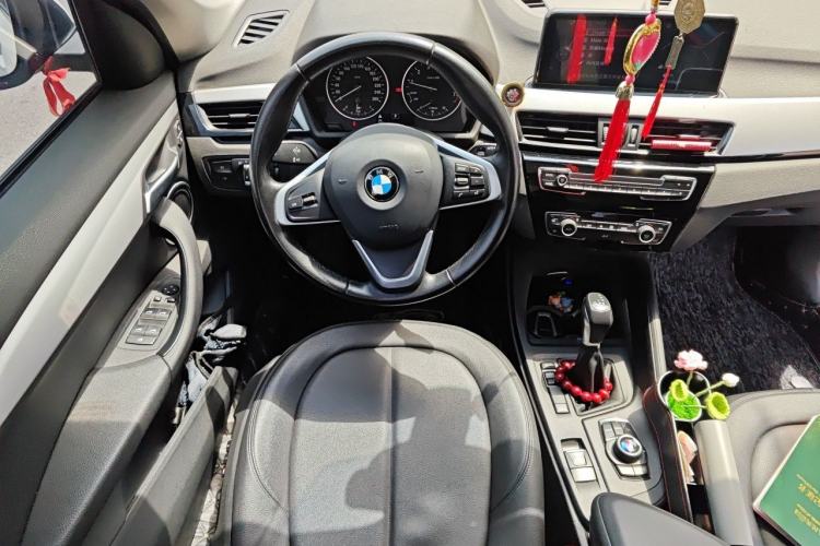 Used BMW X1 2016 sDrive18Li Fashion Model Steering Wheel