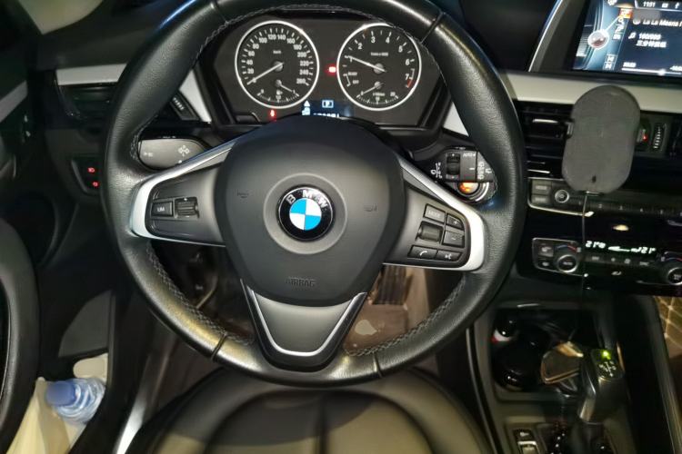 Used BMW X1 2016 sDrive18Li Fashion Model Steering Wheel