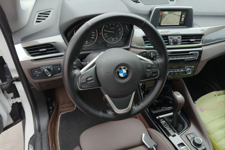 Used BMW X1 2016 sDrive18Li Luxury Model Steering Wheel