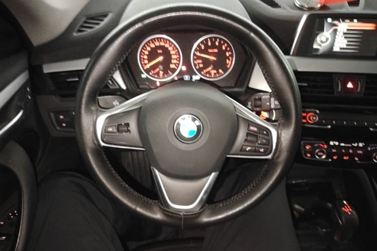 Used BMW X1 2016 sDrive18Li Premium Edition Steering Wheel