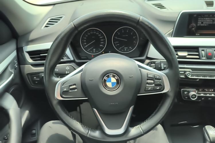 Used BMW X1 2016 sDrive18Li Premium Edition Steering Wheel