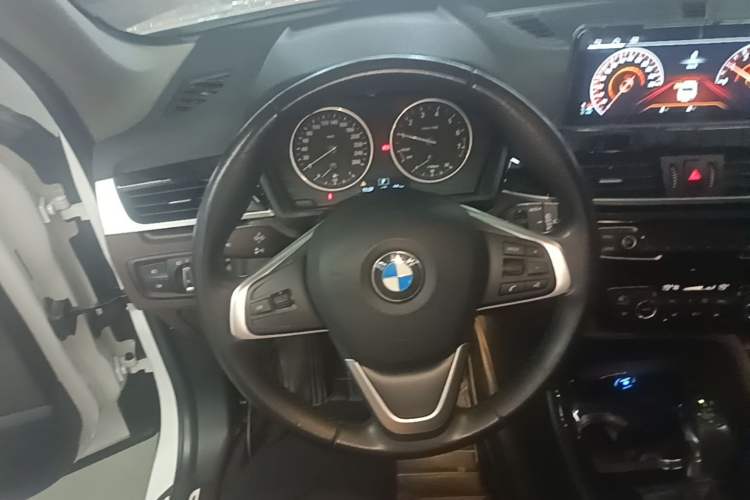 Used BMW X1 2016 sDrive20Li Luxury Model Steering Wheel