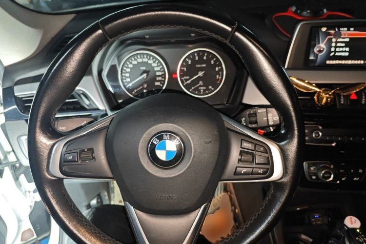 Used BMW X1 2016 sDrive18Li Premium Edition Steering Wheel
