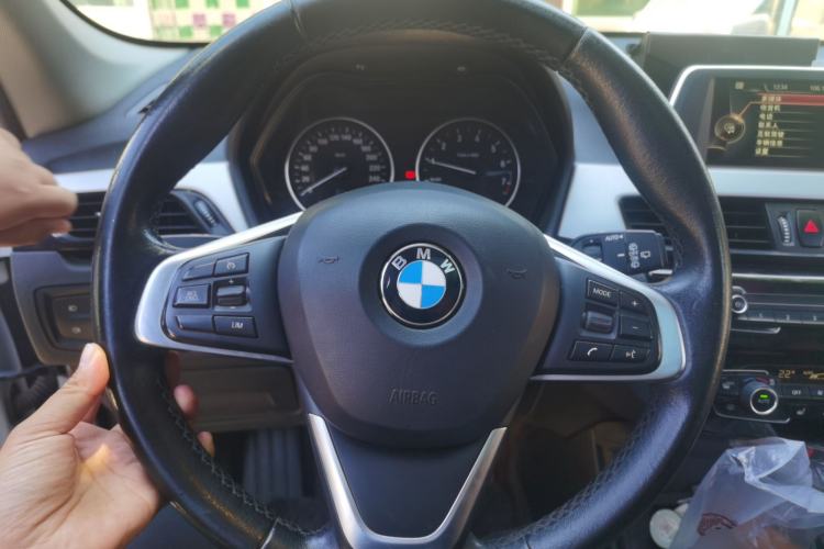 Used BMW X1 2016 sDrive18Li Premium Edition Steering Wheel