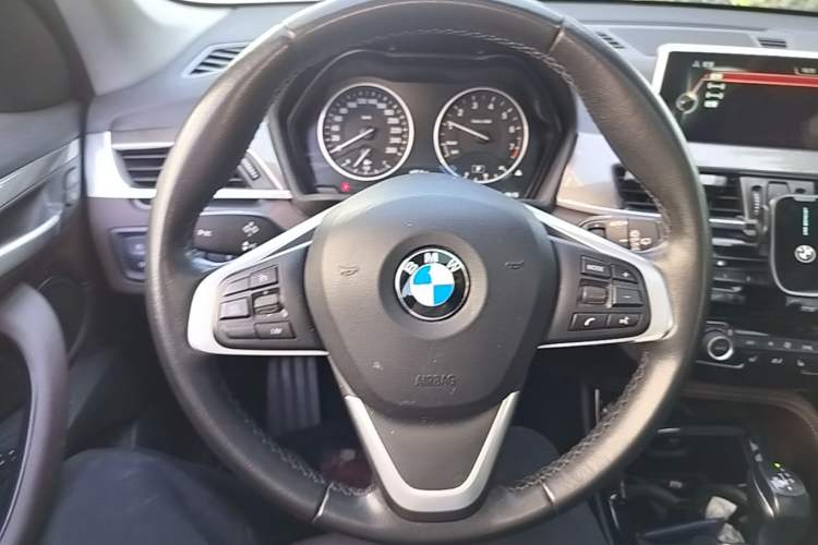 Used BMW X1 2016 xDrive20Li Luxury Model Steering Wheel