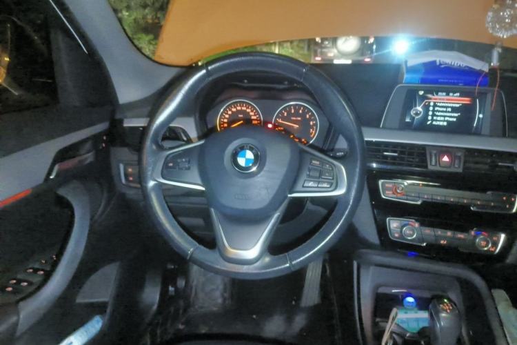 Used BMW X1 2016 sDrive18Li Fashion Model Steering Wheel