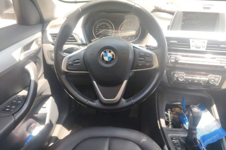 Used BMW X1 2016 sDrive18Li Premium Edition Steering Wheel