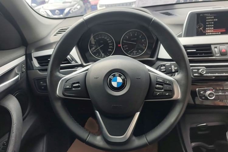 Used BMW X1 2016 sDrive18Li Fashion Model Steering Wheel