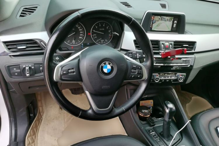 Used BMW X1 2016 sDrive18Li Premium Edition Steering Wheel
