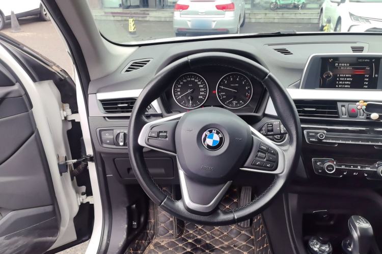 Used BMW X1 2016 sDrive18Li Premium Edition Steering Wheel