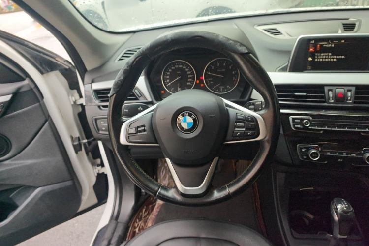 Used BMW X1 2016 sDrive18Li Fashion Model Steering Wheel