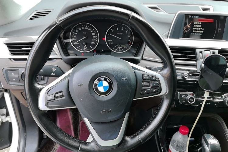 Used BMW X1 2016 sDrive18Li Premium Edition Steering Wheel