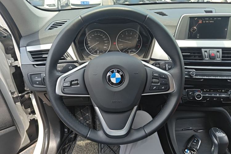 Used BMW X1 2016 sDrive18Li Premium Edition Steering Wheel