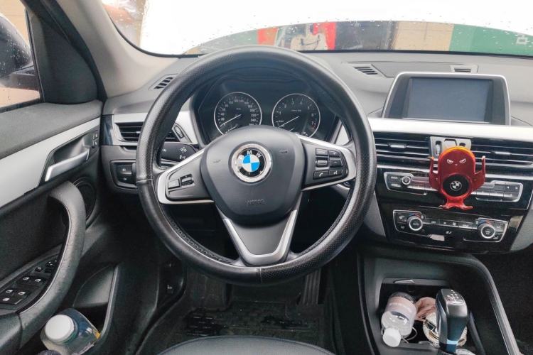 Used BMW X1 2016 sDrive18Li Fashion Model Steering Wheel