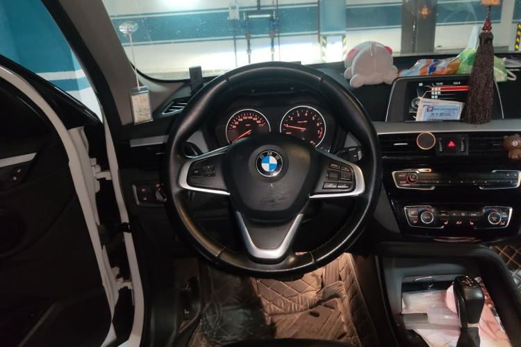 Used BMW X1 2016 sDrive18Li Premium Edition Steering Wheel
