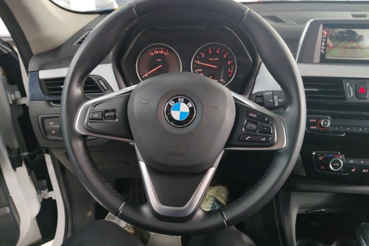 Used BMW X1 2016 sDrive18Li Premium Edition Steering Wheel