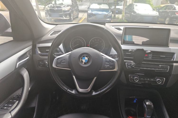 Used BMW X1 2016 sDrive18Li Fashion Model Steering Wheel