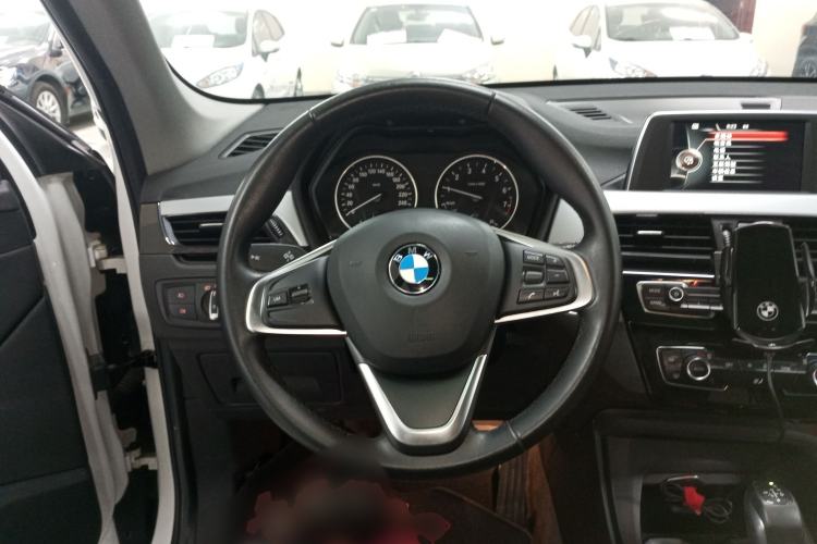 Used BMW X1 2016 sDrive18Li Fashion Model Steering Wheel