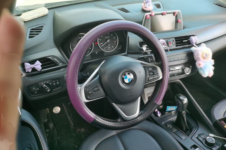 Used BMW X1 2016 sDrive18Li Fashion Model Steering Wheel