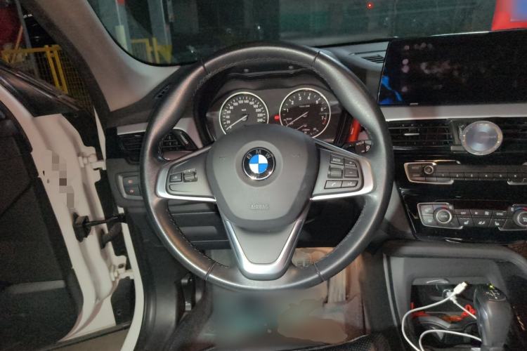 Used BMW X1 2016 sDrive18Li Premium Edition Steering Wheel
