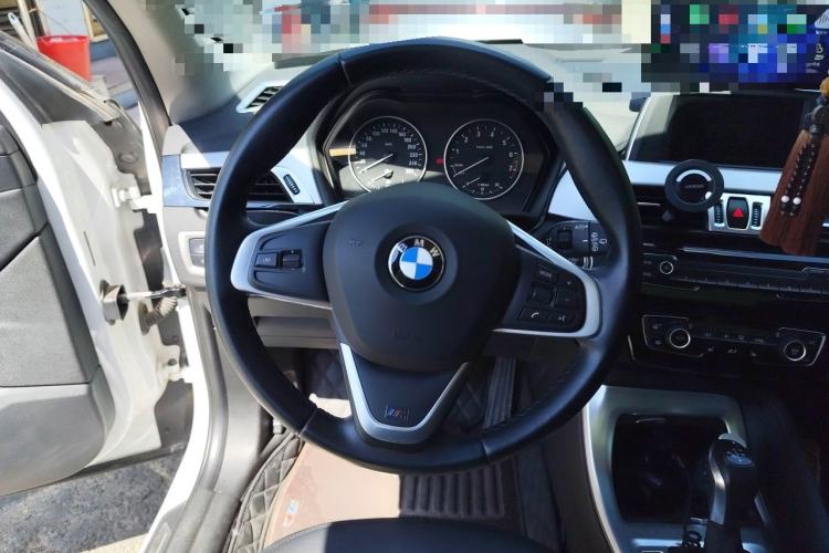 Used BMW X1 2016 sDrive18Li Premium Edition Steering Wheel