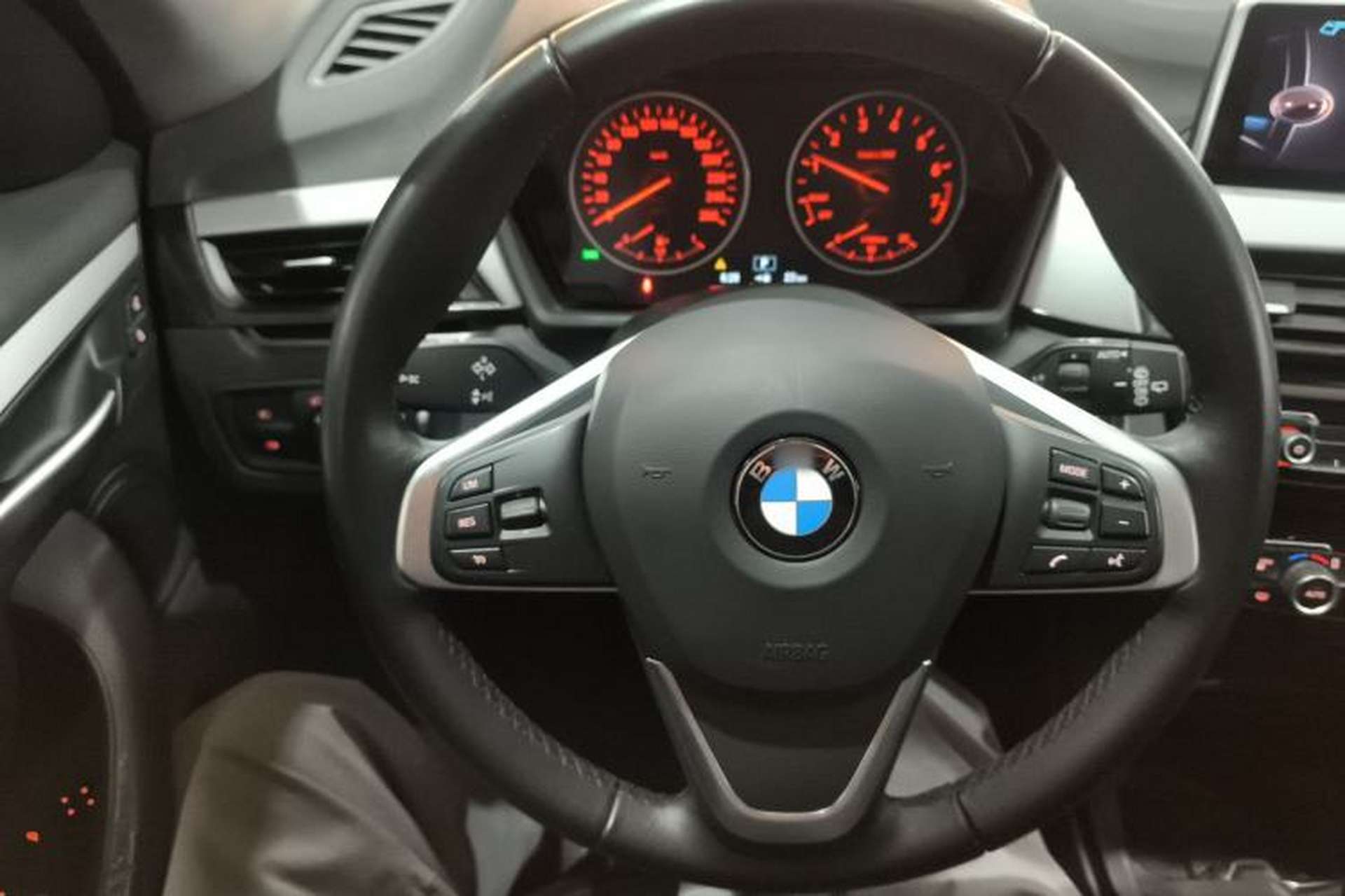 Used BMW X1 2016 sDrive18Li Fashion Model Steering Wheel