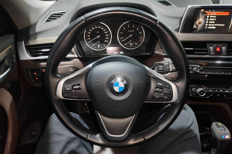 Used BMW X1 2016 sDrive18Li Luxury Model Steering Wheel
