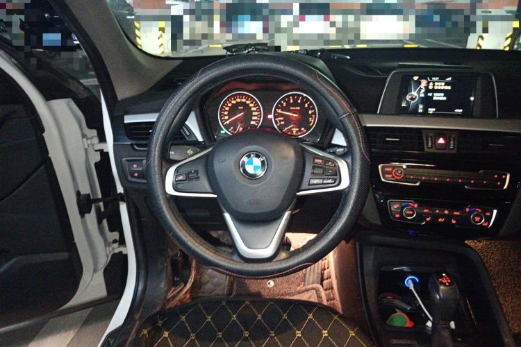 Used BMW X1 2016 sDrive18Li Premium Edition Steering Wheel
