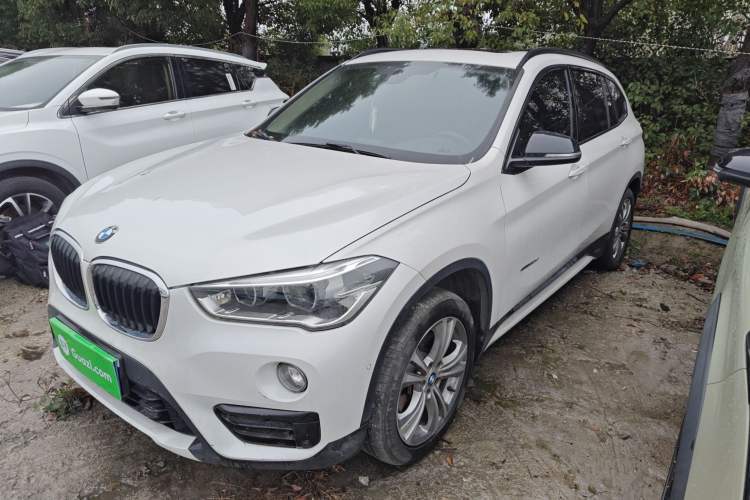 Used BMW X1 2016 sDrive20Li Luxury Model Guazi used car, China used car export, Used car for sale, Used cars, Cheapest cars for sale