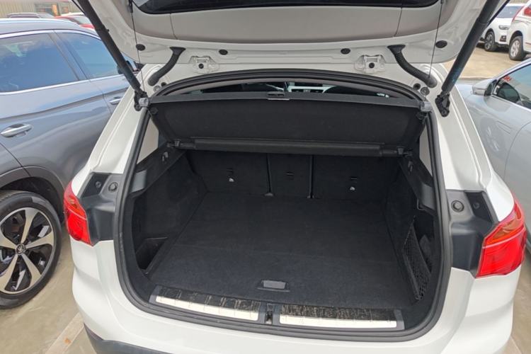 Used BMW X1 2016 sDrive18Li Fashion Model Trunk
