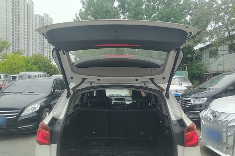 Used BMW X1 2016 sDrive18Li Fashion Model Trunk