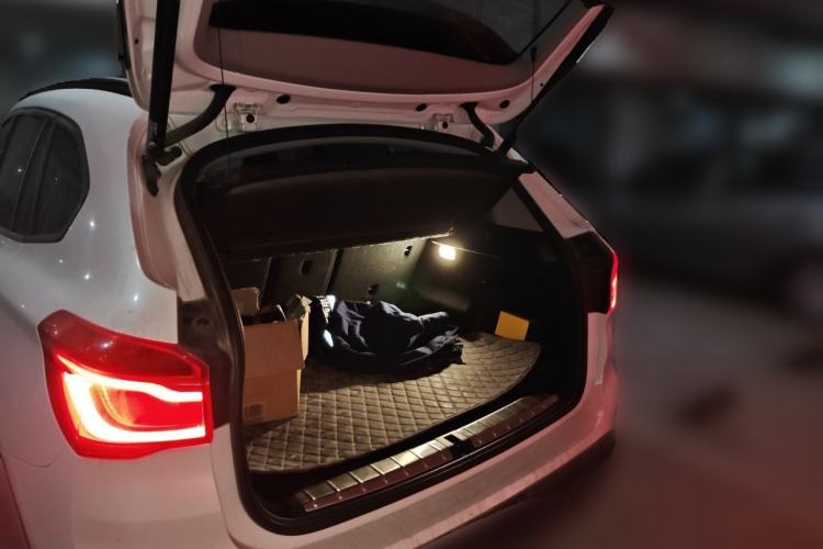 Used BMW X1 2016 sDrive18Li Premium Edition Trunk