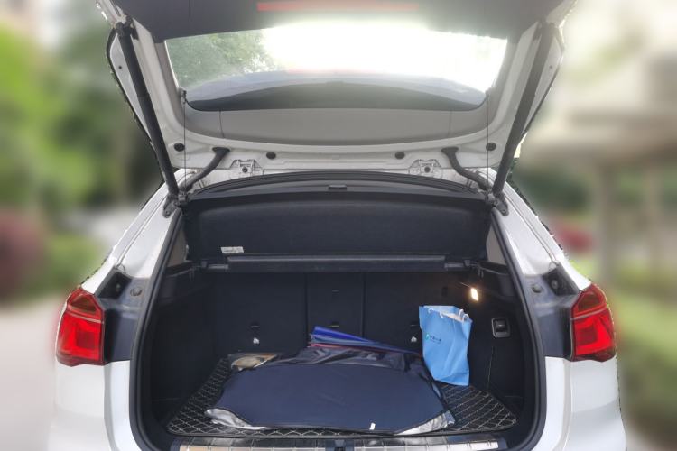 Used BMW X1 2016 sDrive18Li Premium Edition Trunk