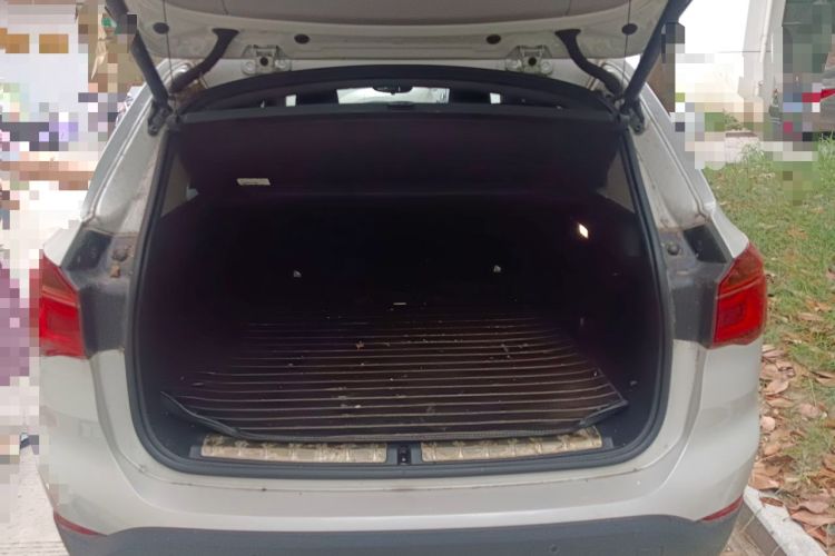 Used BMW X1 2016 sDrive18Li Premium Edition Trunk