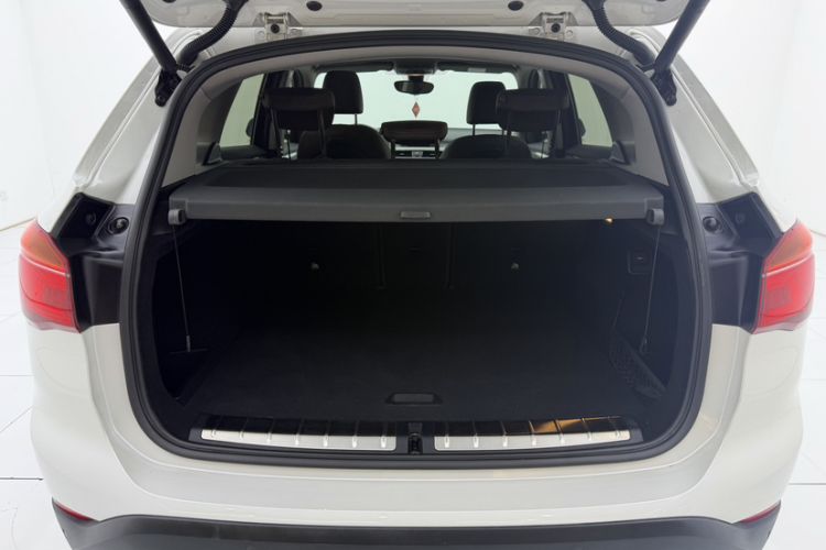 Used BMW X1 2016 sDrive20Li Luxury Model Trunk