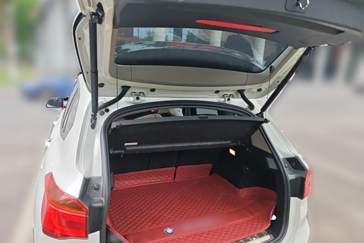 Used BMW X1 2016 sDrive18Li Fashion Model Trunk